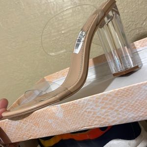 Clear tan cape Robbin heels